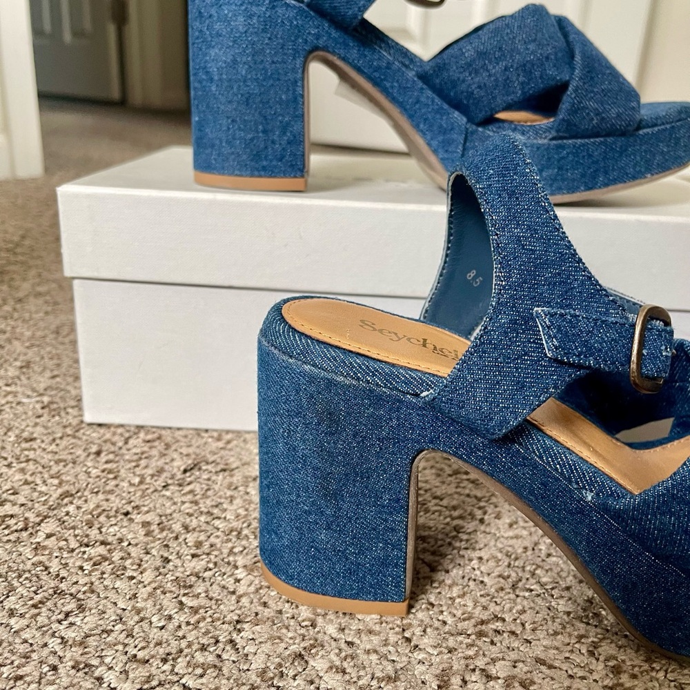 🆕 Seychelles ‘Blessing’ Denim Platform Sandals - Picture 6 of 7